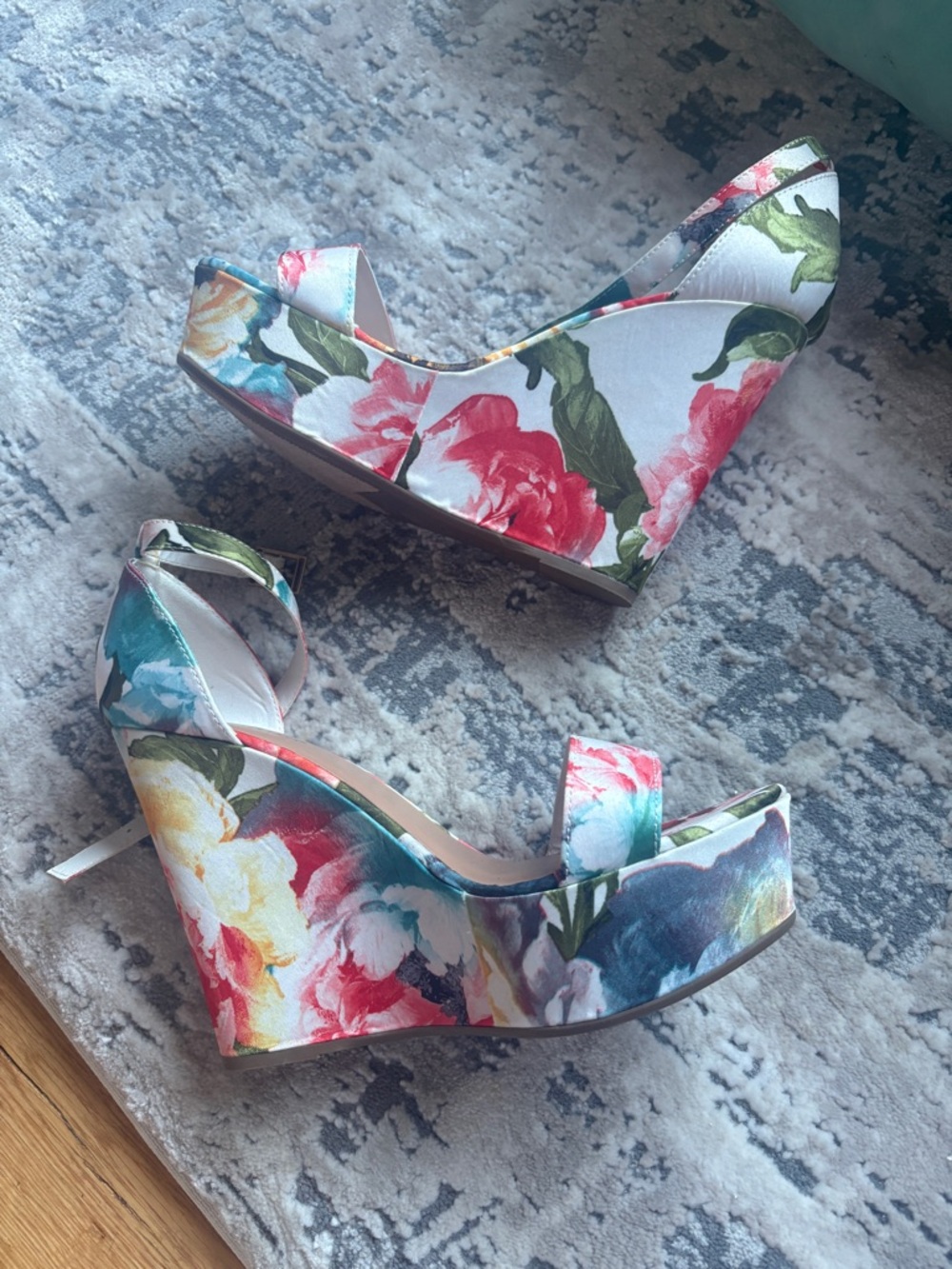 New Bamboo Floral Wedge Heel US SZ 8